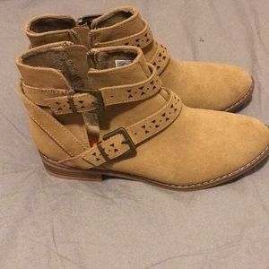 Camel colored booties